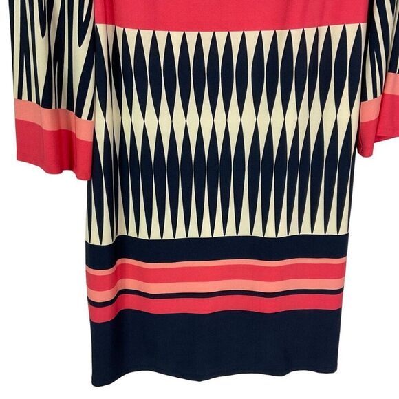 Eliza J Women's Chevron Striped Dress With 3/4 Sleeves & Back Zipper size 4 - Picture 5 of 10